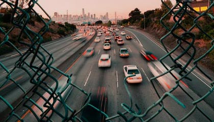 九游游戏-戴维·帕特森的攻守一体型打法，令袋鼠队在攻防两端展现实力，戴维森vs泰拳手