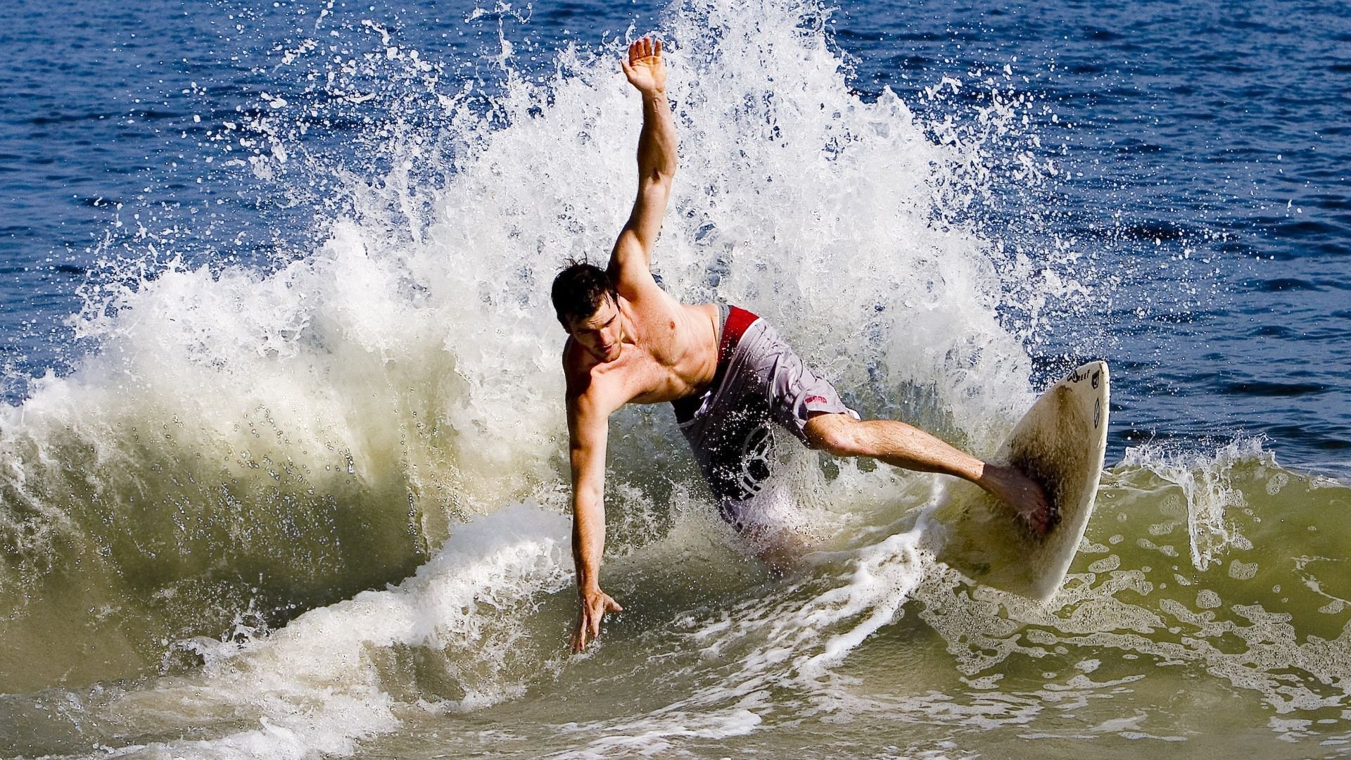 史密斯决赛发挥稳定赢得认可,史密斯去哪个队了